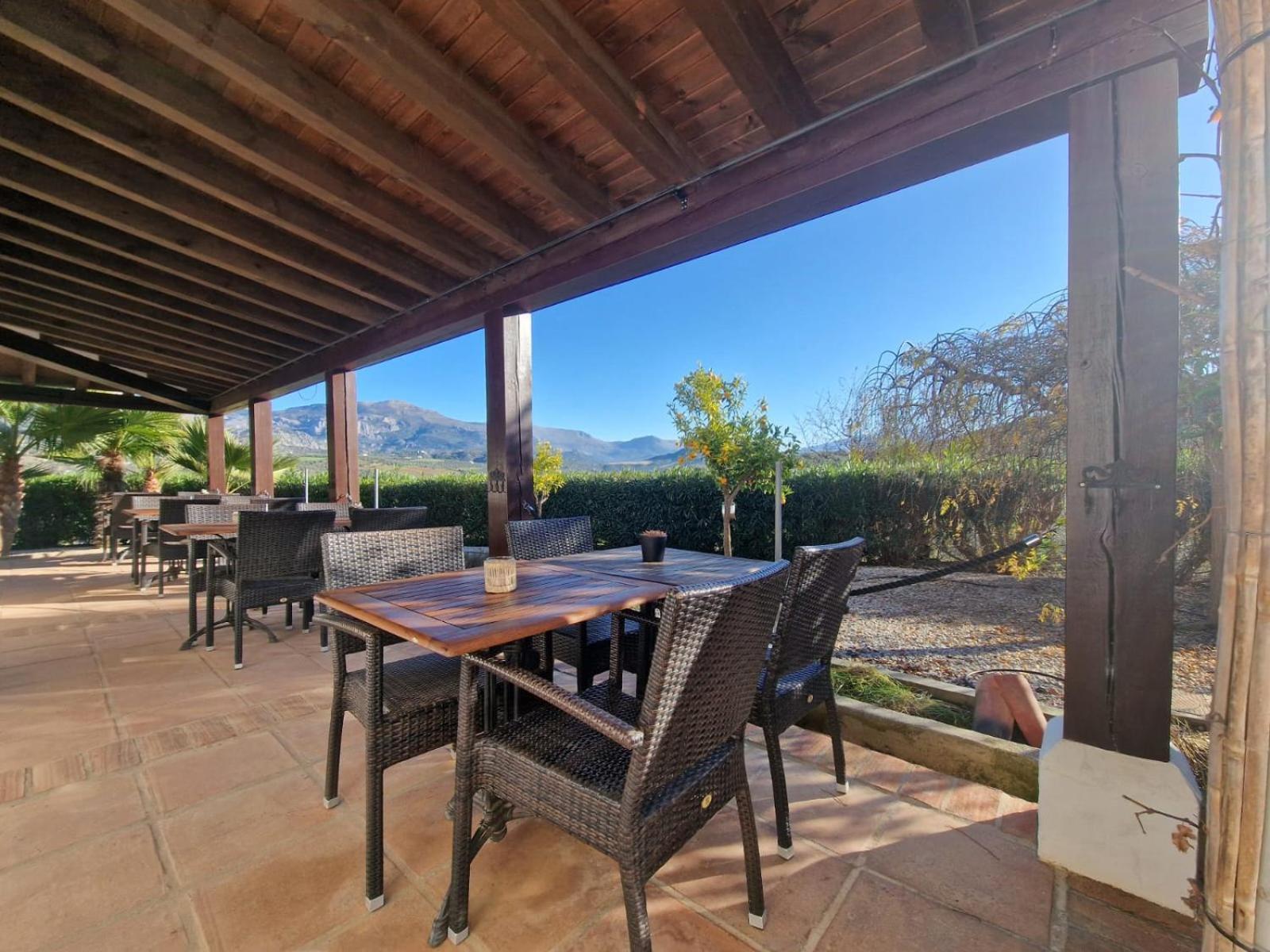 Hacienda Riogordo Bed & Breakfast Exterior photo